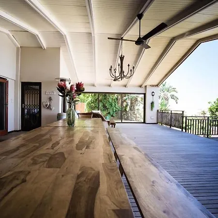 4 Bedroom Beach House On 4Th Ave Umdloti Exterior photo