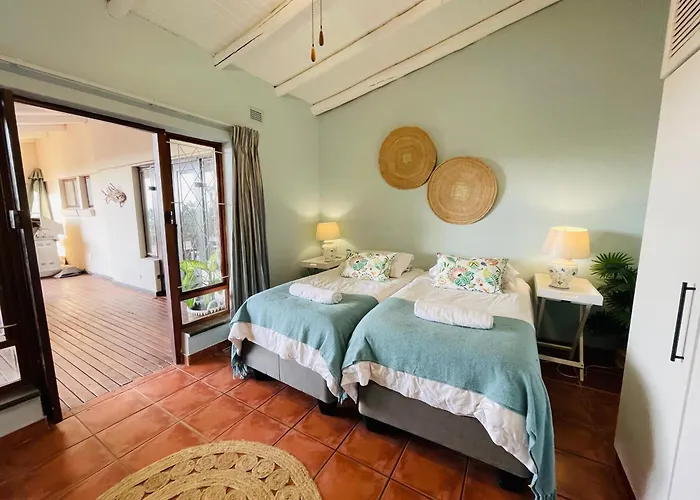 4 Bedroom Beach House On 4Th Ave